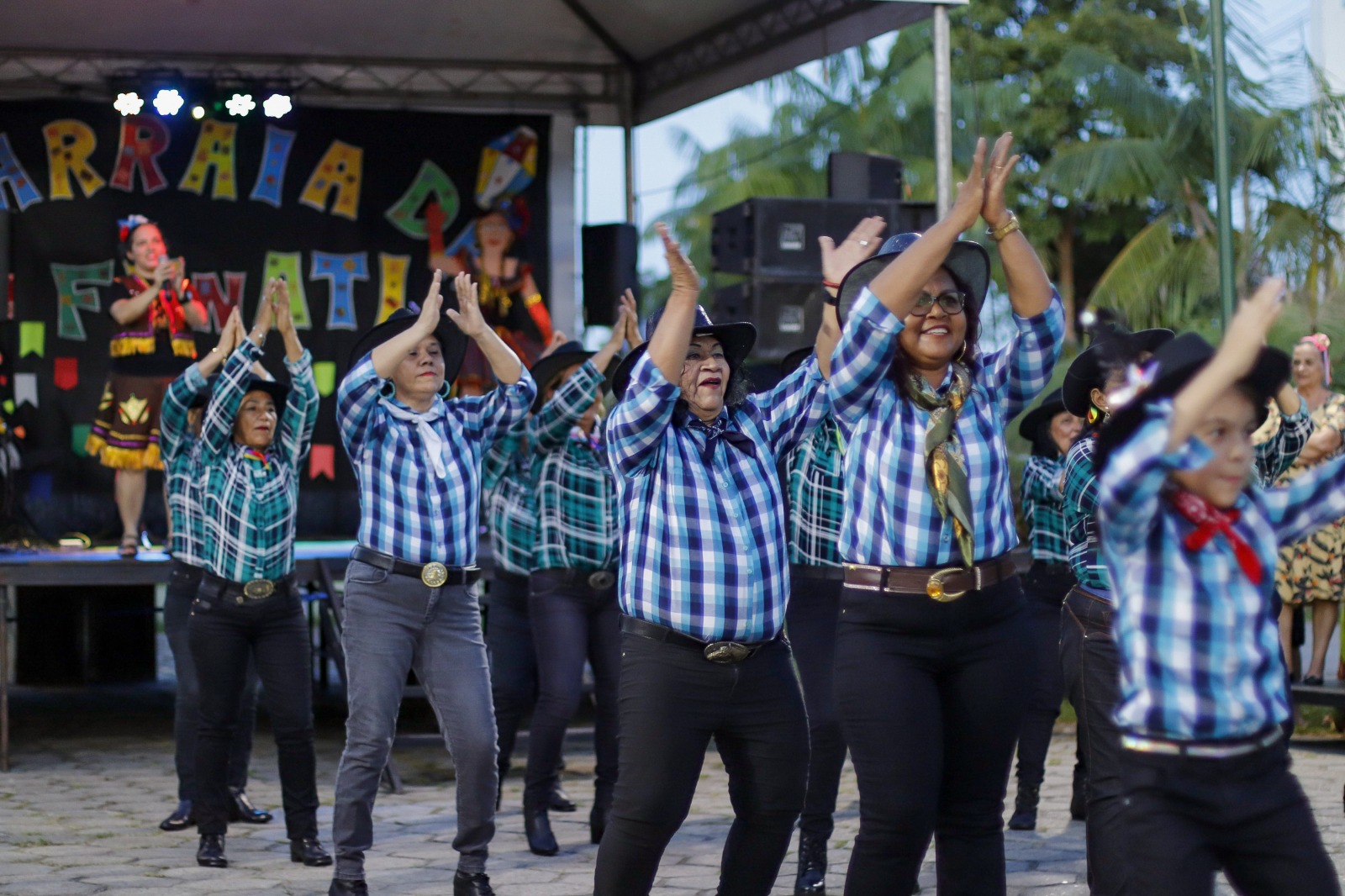 FUnATI promove baile de Carnaval para a terceira idade, nesta