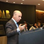 Presidente do TCE-AM palestra em congresso de direito tributário na OAB Amazonas