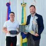 Prefeito David Almeida recebe visita do primeiro-secretário da Embaixada dos Estados Unidos da América