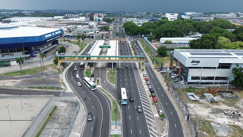 Prefeitura de Manaus recapeia 75 avenidas e melhora mobilidade e tráfego na cidade