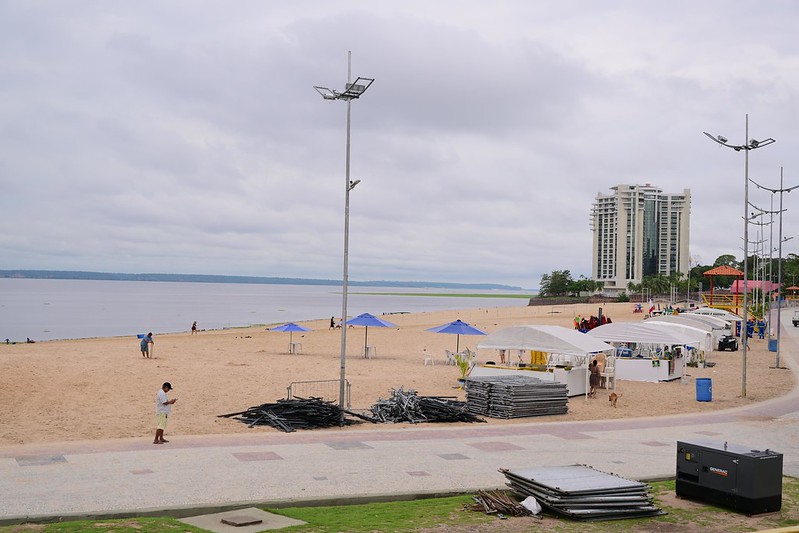 Prefeito David Almeida libera praia da Ponta Negra para banho e reforça programação de fim de ano