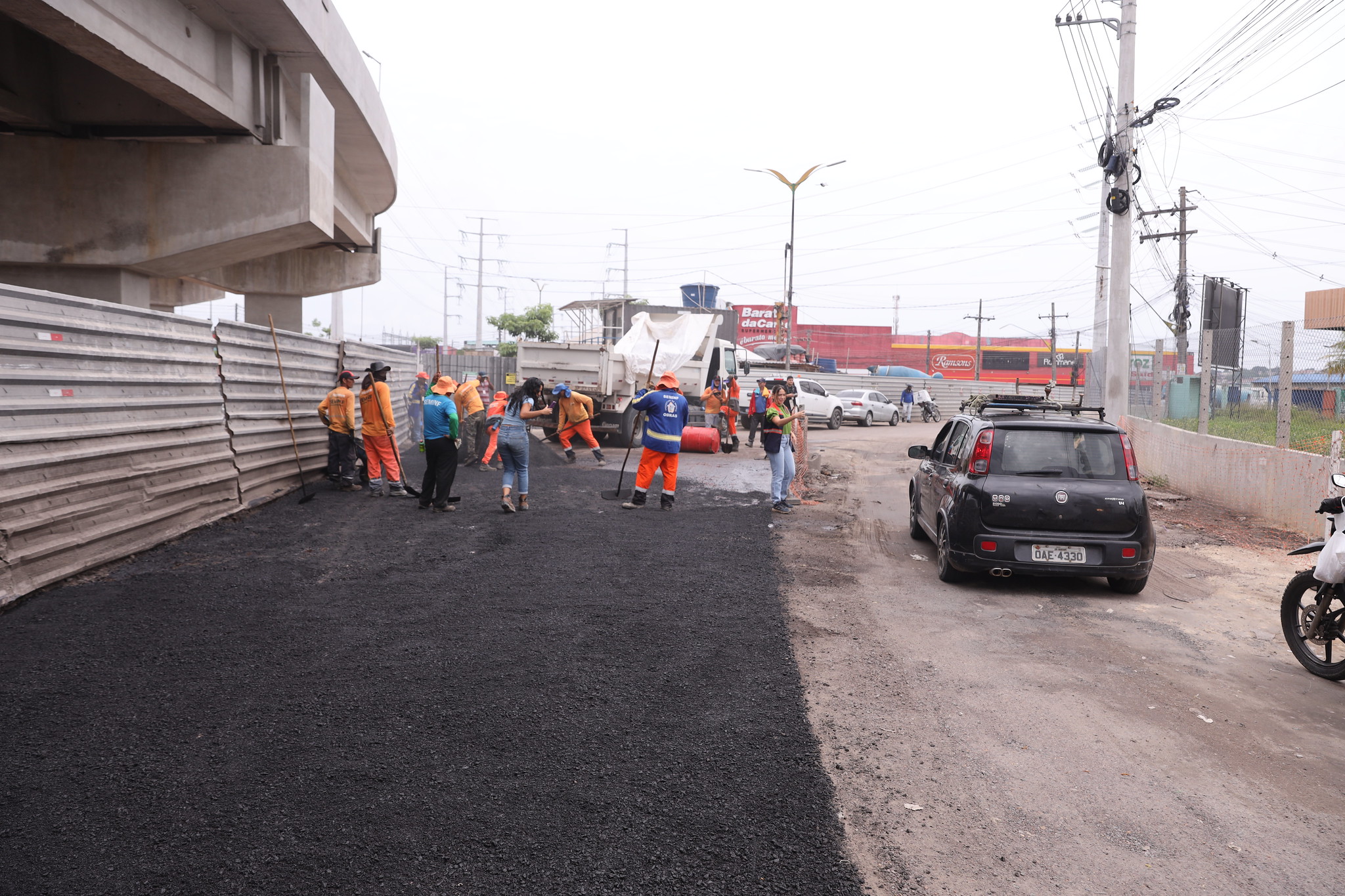 Novas ruas e avenidas recebem serviço de recuperação asfáltica da Prefeitura de Manaus