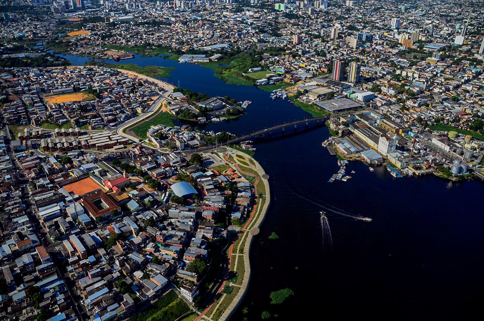 Prefeitura de Manaus licenciou mais de 1 milhão de metros quadrados com novos alvarás de construção em 2024