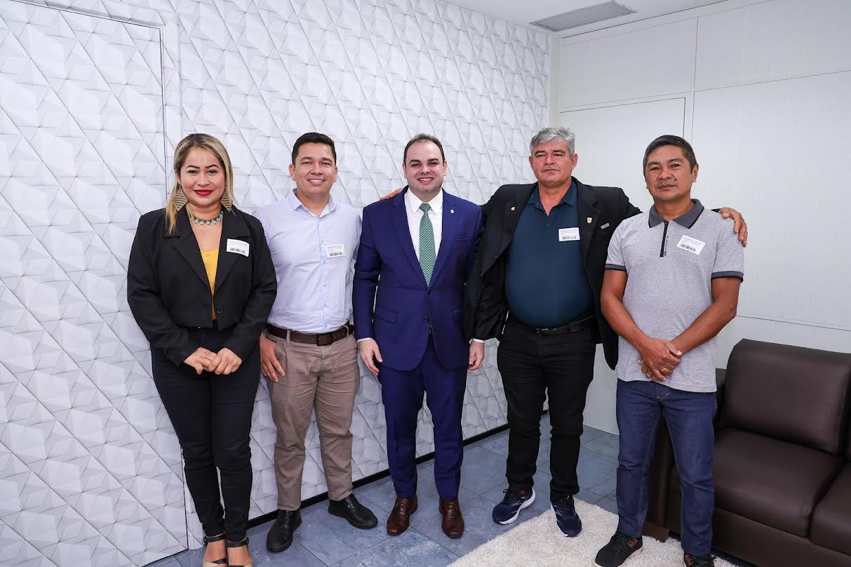 Presidente Roberto Cidade intervém junto ao Governo do Estado pela recuperação da estrada de Camanaus, em São Gabriel da Cachoeira