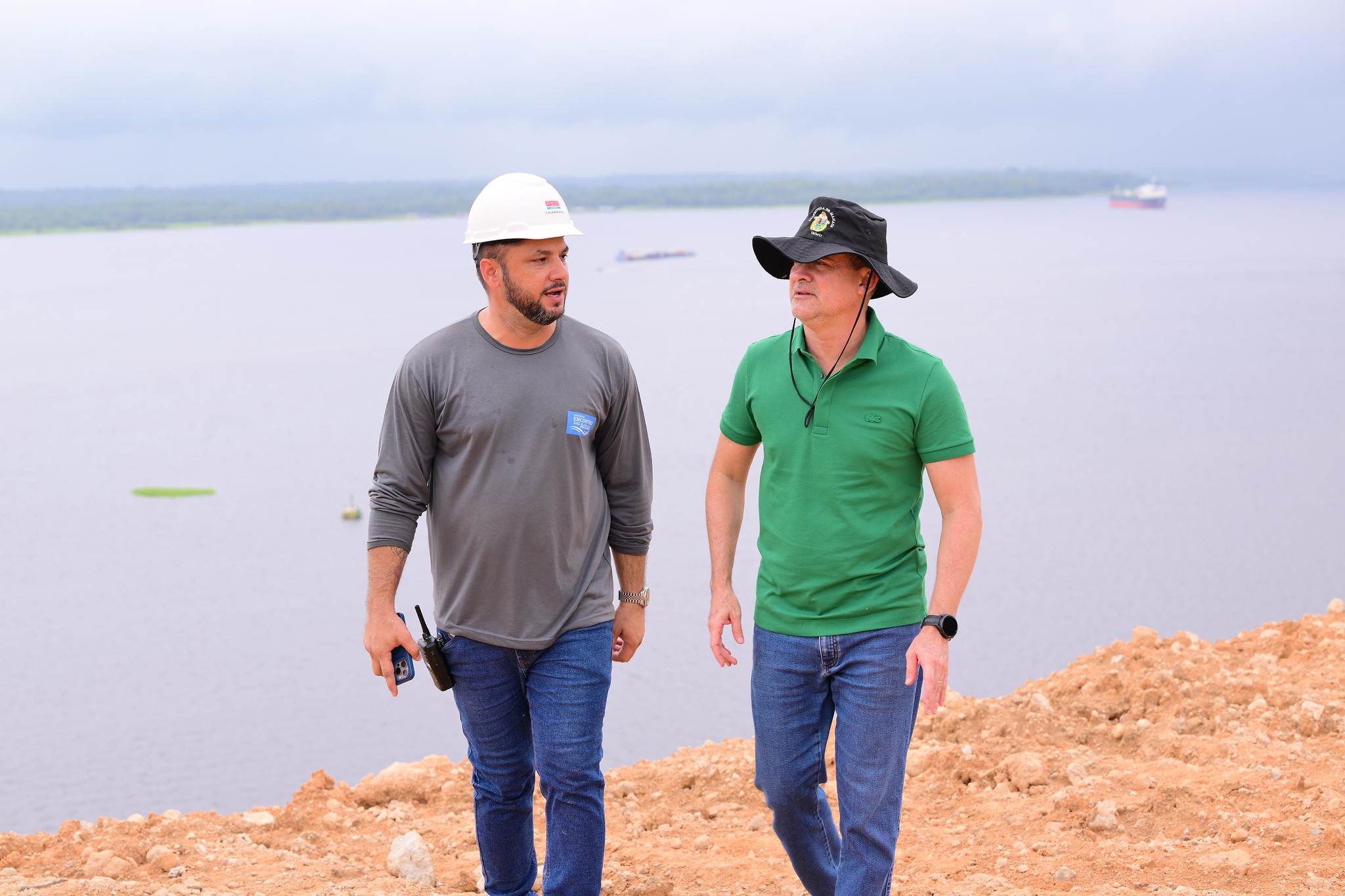 Prefeito David Almeida vistoria obras do Parque Encontro das Águas em Manaus