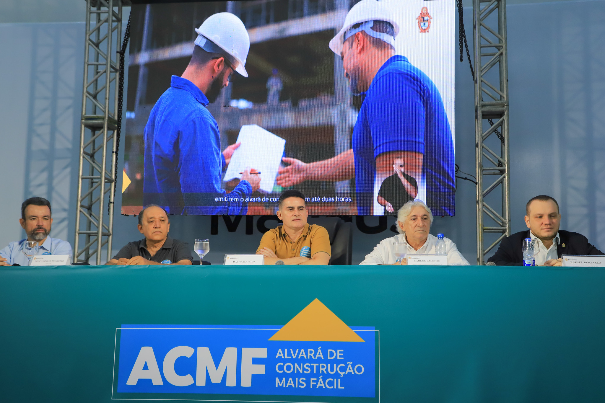 Prefeito David Almeida lança Alvará de Construção Mais Fácil, em Manaus