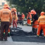 Prefeitura de Manaus executa serviços de recuperação asfáltica em trecho do bairro Alvorada