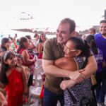 Roberto Cidade leva emoção e reconhecimento às mães das zonas Sul e Oeste de Manaus