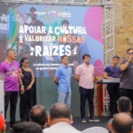 Prefeito David Almeida lança projeto que leva arte a feiras, terminais e praças de Manaus