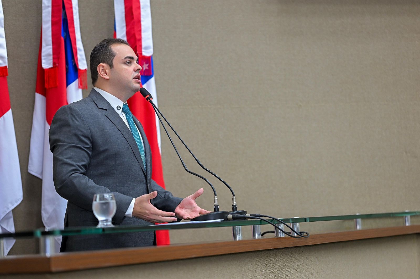 Presidente Roberto Cidade anuncia ação judicial contra a Amazonas Energia por deixar Manicoré às escuras há mais de dois meses