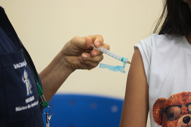Prefeitura de Manaus discute importância do envolvimento das escolas para aumentar busca por vacinas