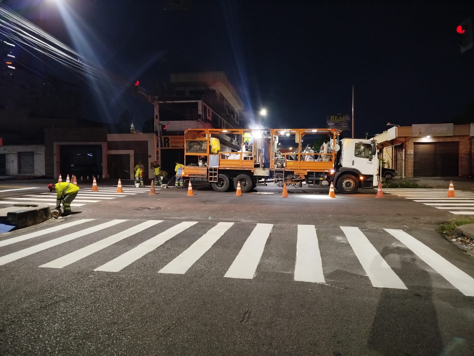 Prefeitura de Manaus realiza novas sinalizações para reduzir riscos e salvar vidas