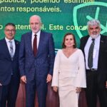TCE-AM e IRB encerram Congresso Internacional de Controle e Políticas Públicas com palestra sobre sustentabilidade ambiental e assinatura da Declaração da Amazônia