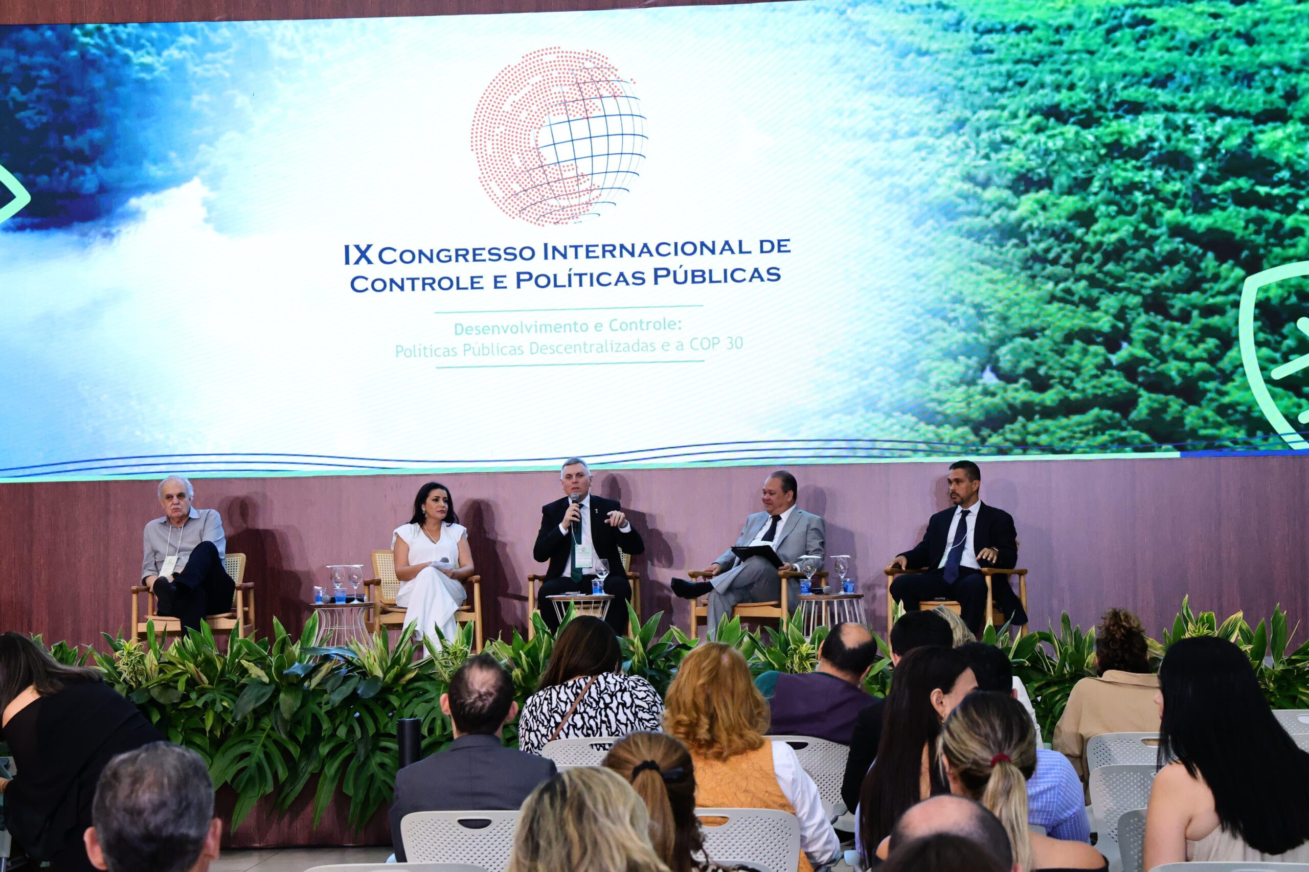 Mudança climática na Amazônia é debatida em Congresso Internacional do TCE-AM e IRB