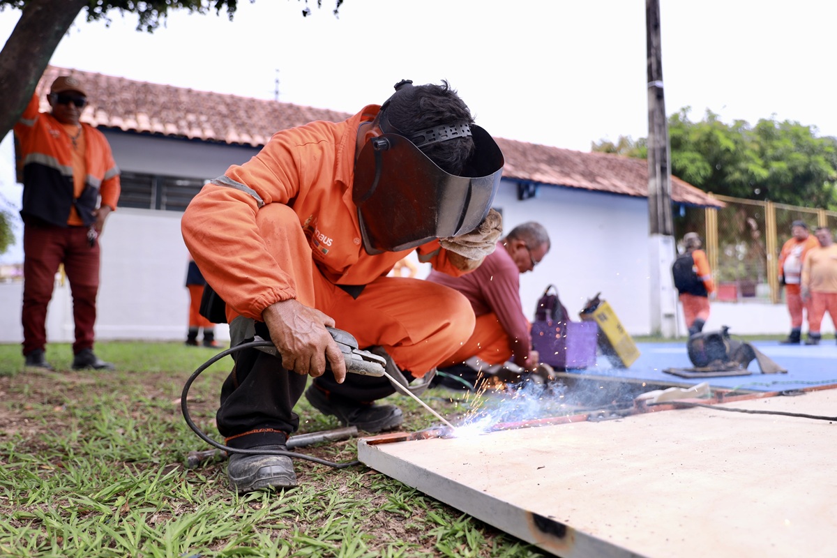 Prefeitura de Manaus avança em obras de revitalização do Centro Social Urbano (CSU) do Parque Dez