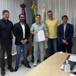 Prefeito David Almeida sanciona lei que institui o Dia Municipal do Farmacêutico em Manaus