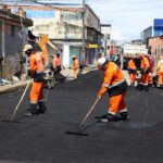 Prefeitura de Manaus realiza serviços de manutenção asfáltica no Alvorada