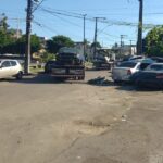 Prefeitura remove veículos abandonados no bairro Glória e combate foco de doenças