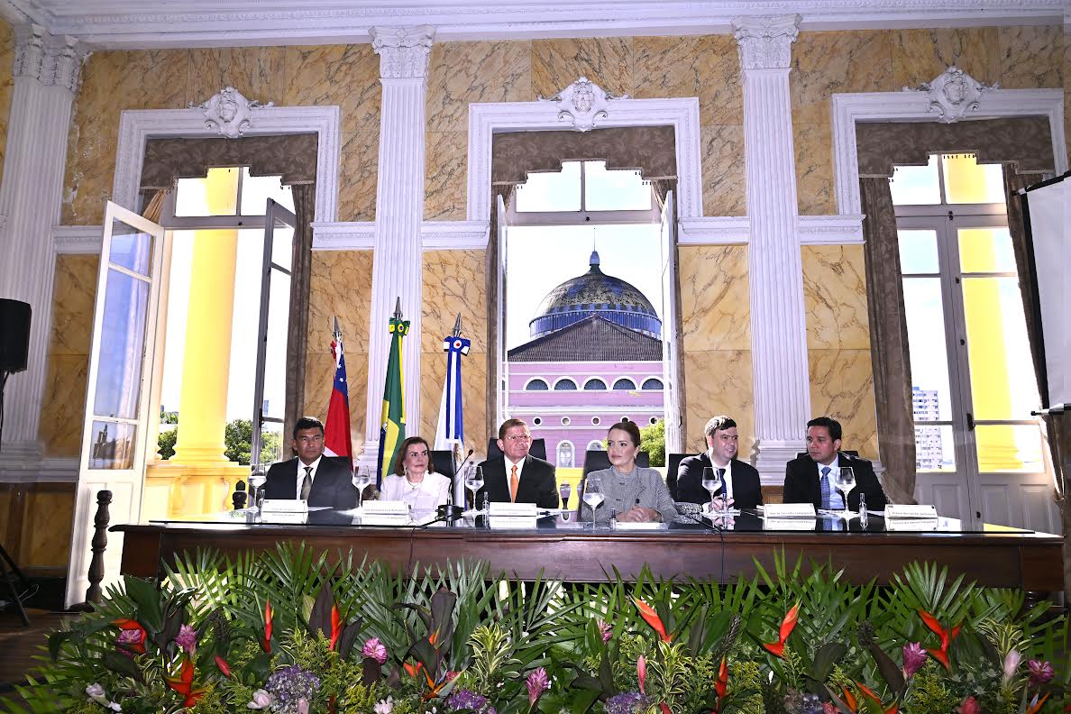 Presidente do TCE-AM participa do encerramento da Semana Solo Seguro no Amazonas