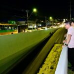 Prefeito David Almeida libera pistas e vistoria asfaltamento de túneis do complexo Rei Pelé na noite desta segunda-feira, 16