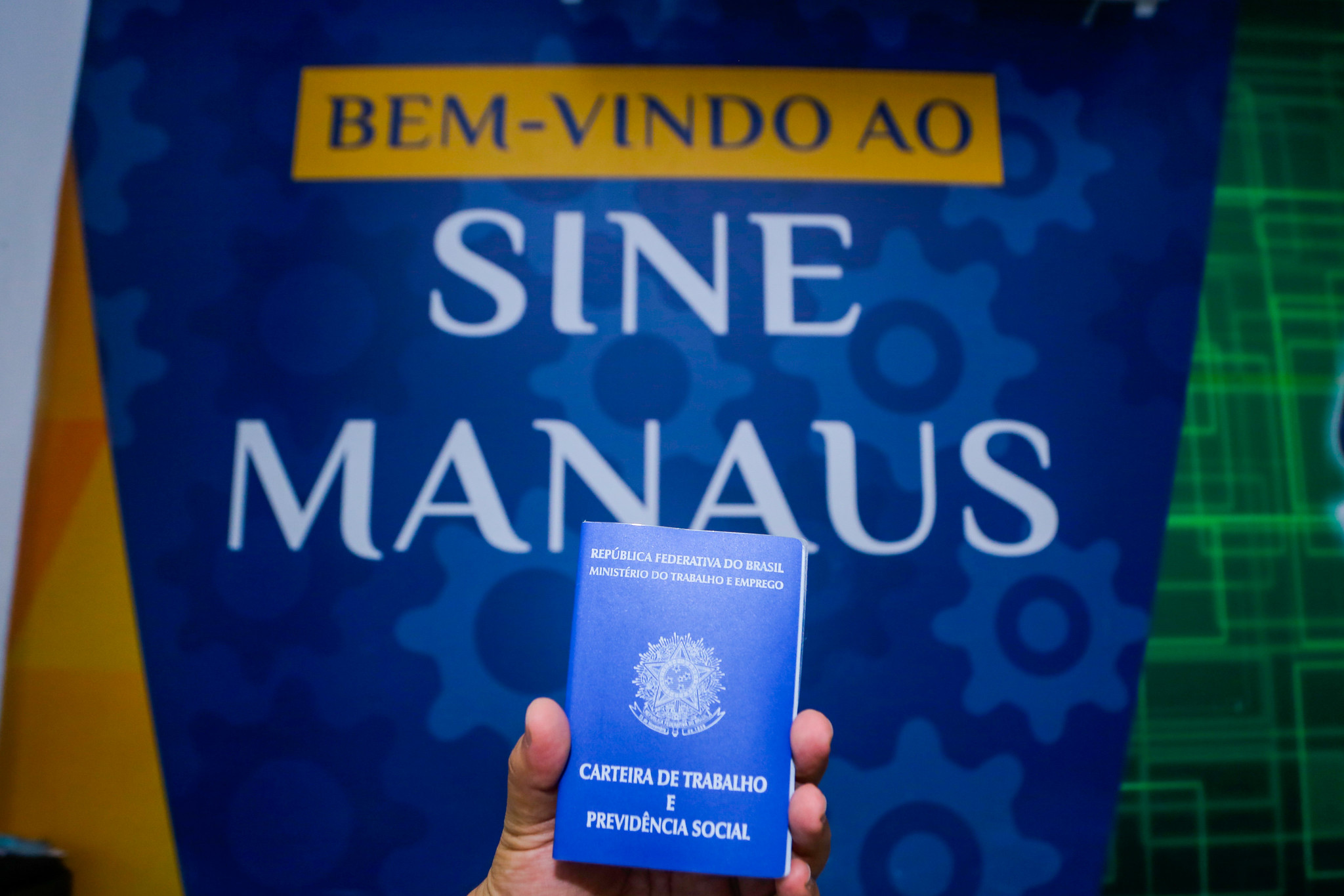Sine Manaus oferta 304 vagas de emprego nesta segunda–feira, 2/6