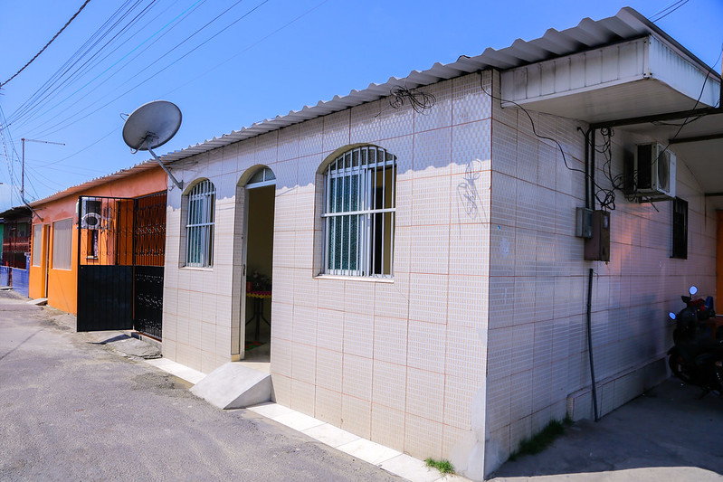 Prefeitura de Manaus entrega mais cinco casas reformadas pelo programa ‘Casa Manauara’ no Colônia Antônio Aleixo