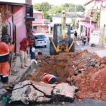 Prefeitura de Manaus recupera tubulação comprometida e evita alagamentos na Compensa