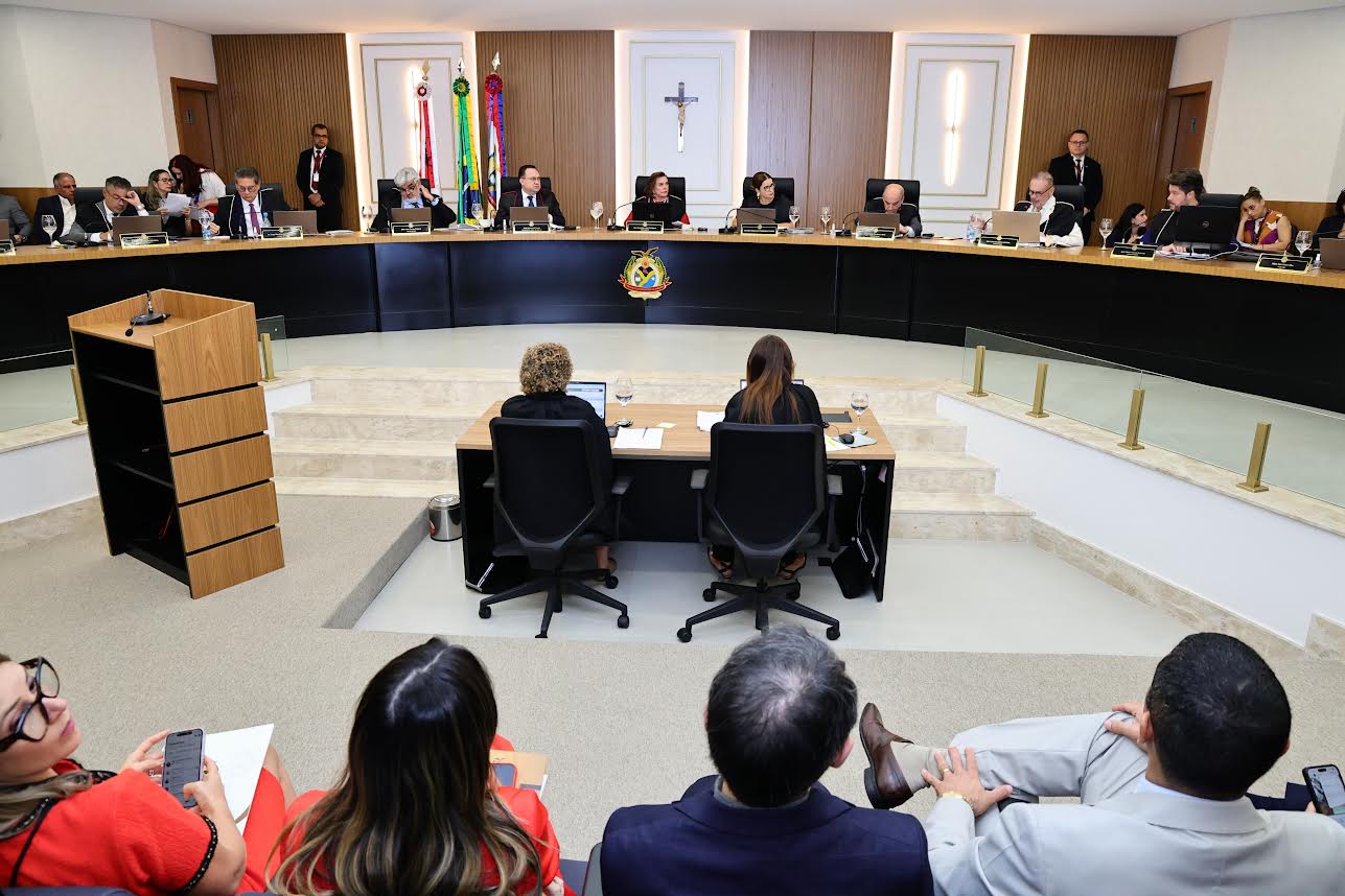 TCE-AM multa ex-presidente da Câmara de Jutaí