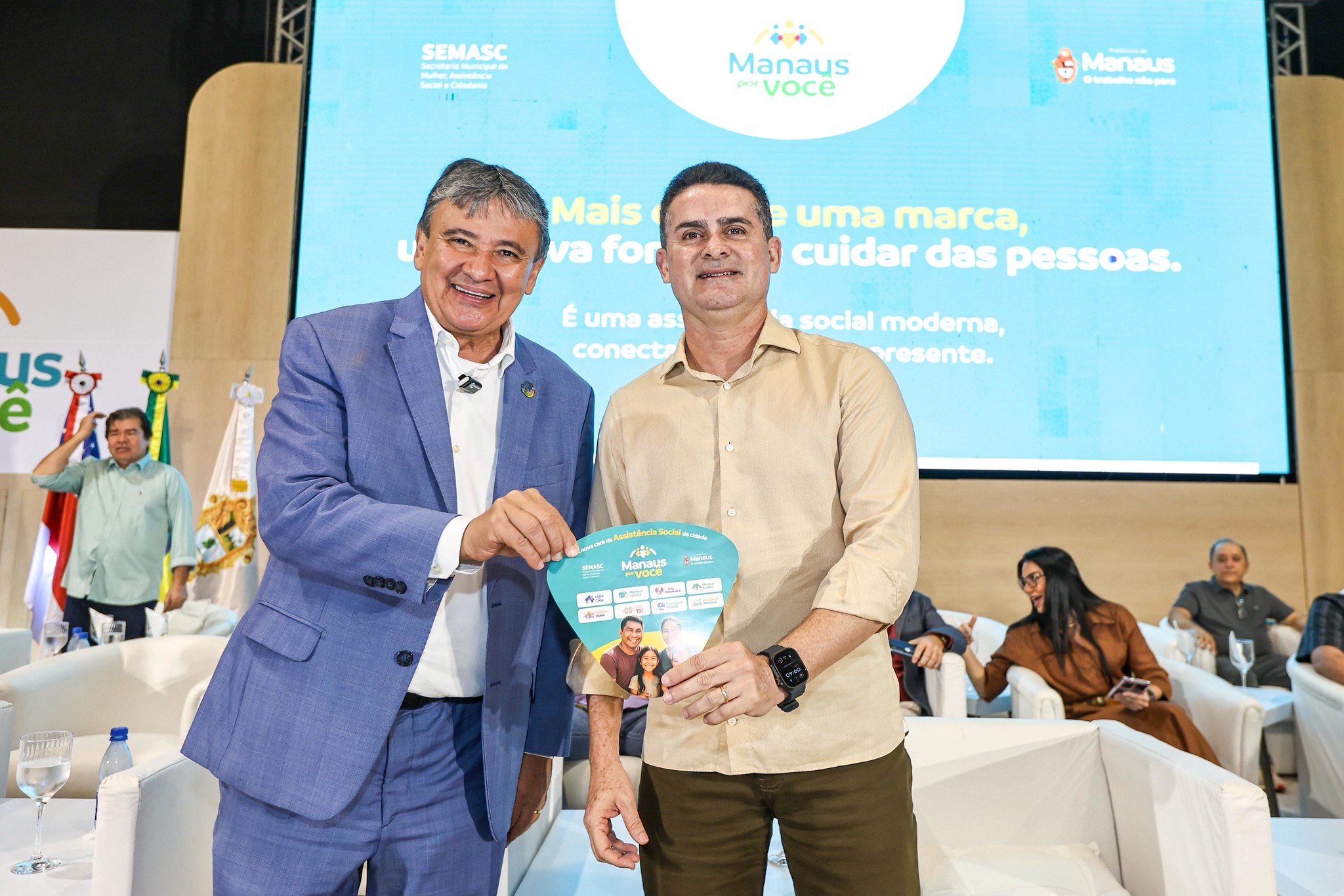Prefeito David Almeida lança “Manaus Por Você” e anuncia tarifa social de ônibus para 400 mil pessoas