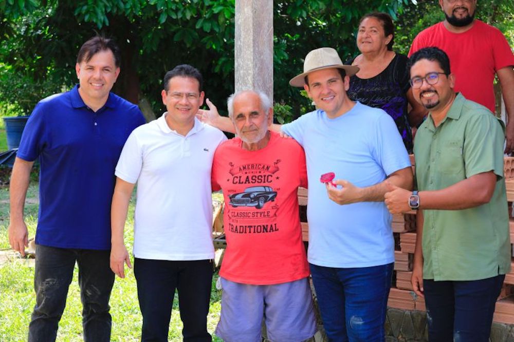 Prefeito em exercício Renato Junior destaca política agrícola em visita a plantação de pitaya com 30 mil mudas em Manaus