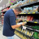 Pesquisa do Procon Manaus aponta variação de preços da cesta básica em supermercados da capital
