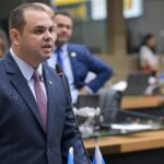 Presidente Roberto Cidade reitera cobrança por investimentos federais em logística para o Amazonas