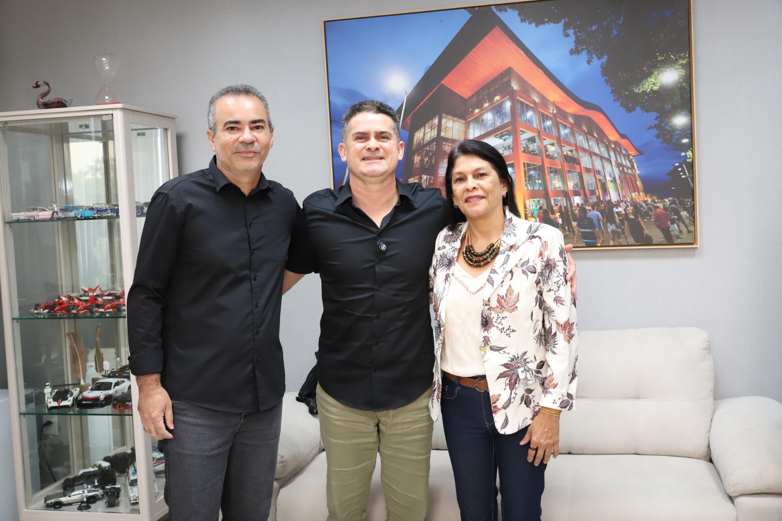 Prefeito David Almeida celebra conquista histórica: Manaus tem as melhores escolas do Ideb na região Norte e recebe ‘Prêmio Nacional da Educação’