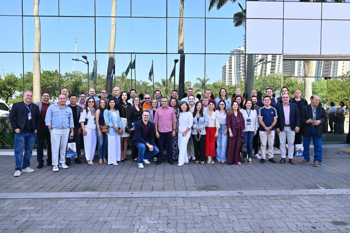 TCE-AM participa de reunião nacional sobre o aperfeiçoamento da comunicação