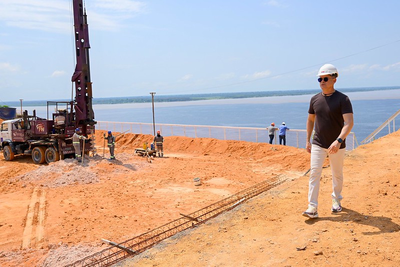 Prefeito David Almeida acompanha avanço das obras do Parque Encontro das Águas Rosa Almeida