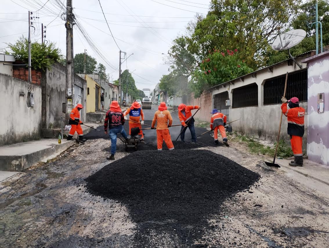 Prefeitura de Manaus revitaliza malha viária do bairro Colônia Terra Nova