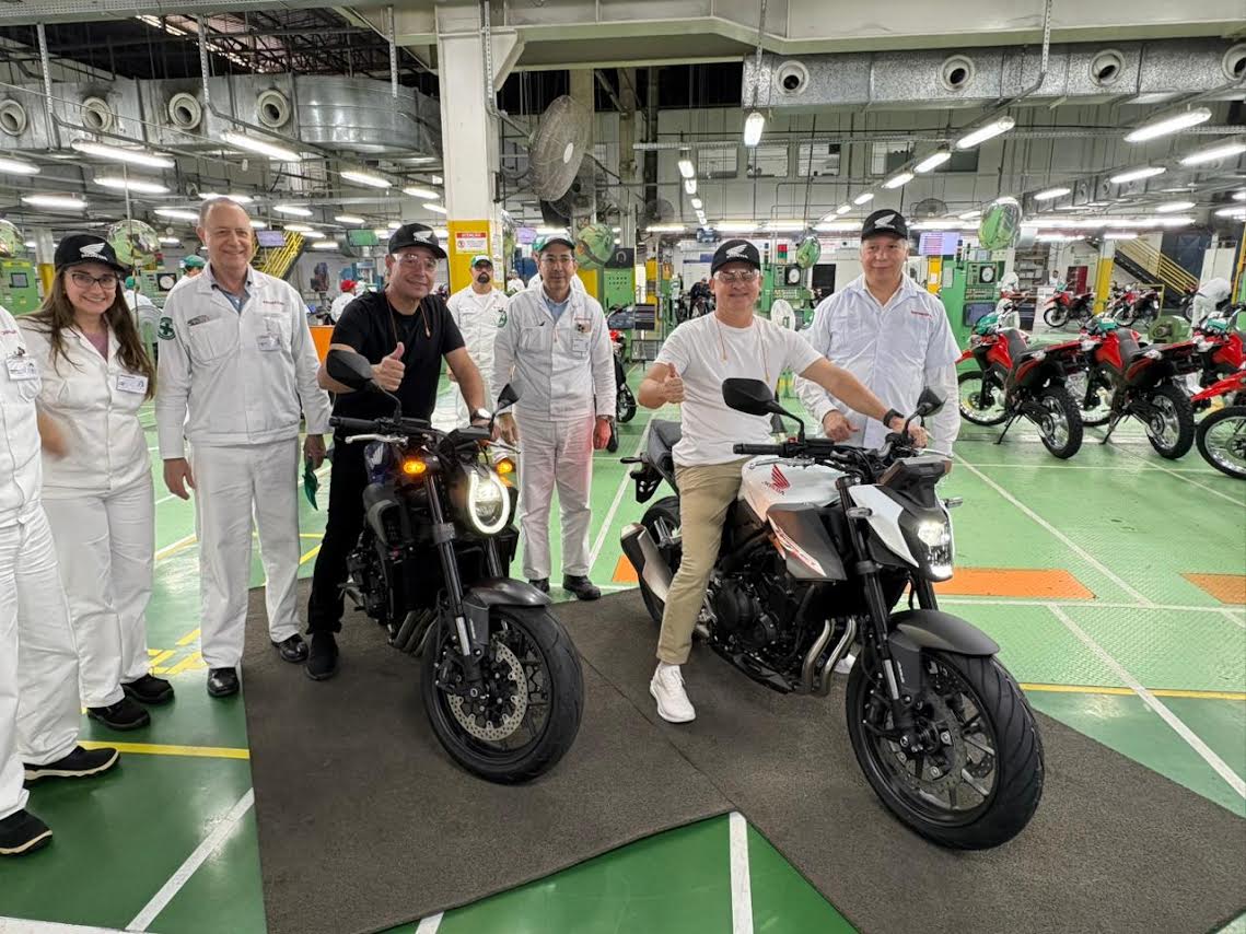 Prefeito David Almeida visita fábrica da Moto Honda da Amazônia, no Polo Industrial de Manaus, e destaca relevância da indústria de duas rodas