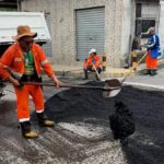 Moradores do bairro Cidade Nova celebram a chegada do novo asfalto da Prefeitura de Manaus
