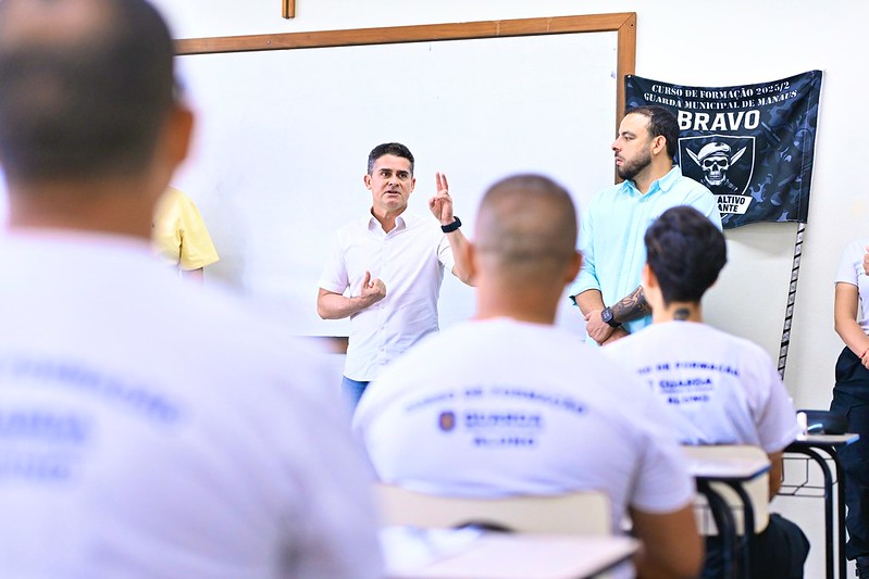 Prefeito David Almeida acompanha formação de novos guardas municipais e reforça compromisso com a segurança pública de Manaus