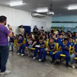 Prefeitura de Manaus realiza ações em escolas municipais para conscientizar sobre combate à violência contra a pessoa idosa