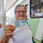 Com emissão de mais de 26 mil cartões, ‘PassaFácil+’ facilita deslocamento de idosos