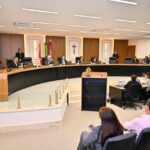 TCE-AM mantém condenação e determina que prefeito de Envira devolva quase R$ 90 mil aos cofres públicos