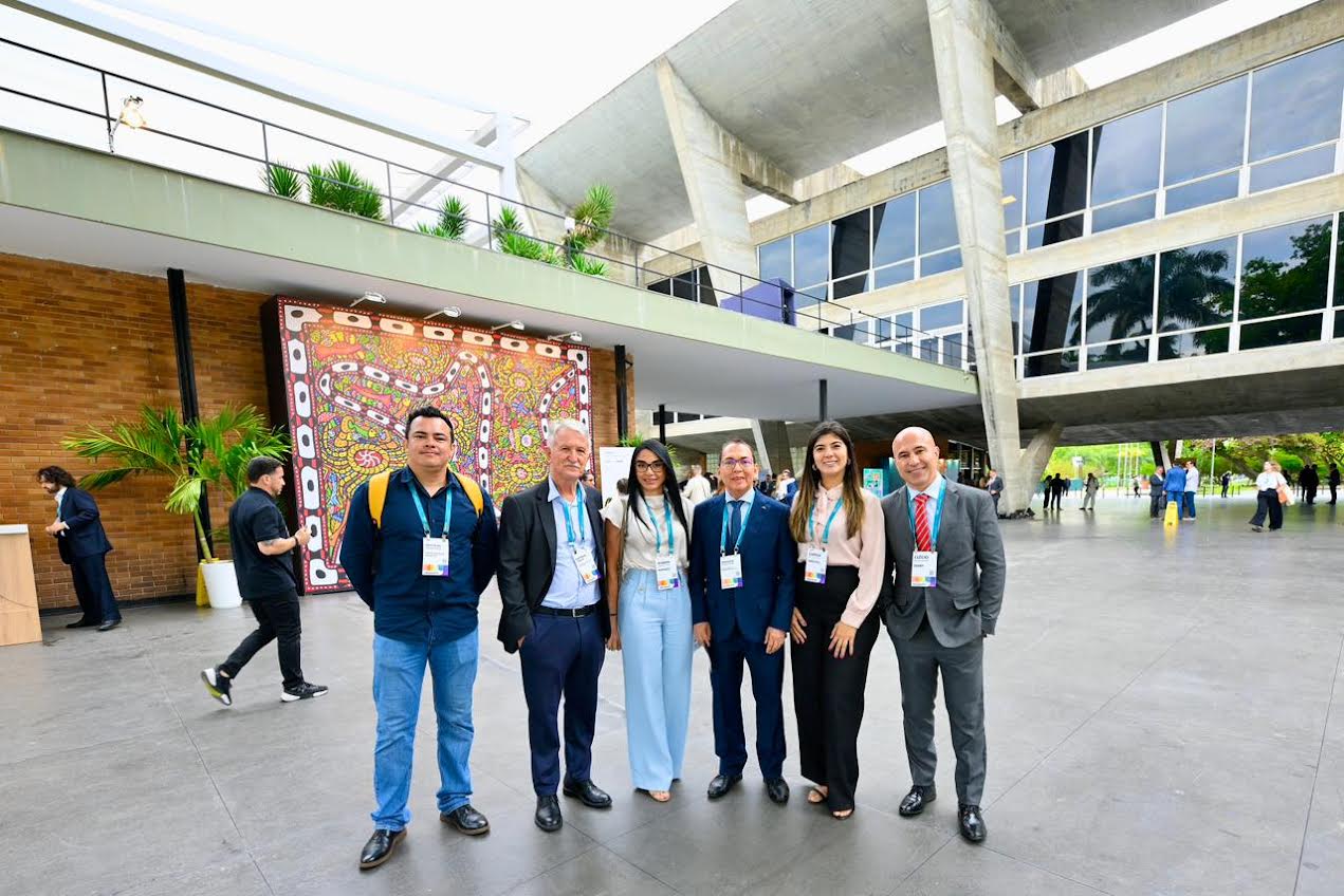 Manaus se destaca entre as cidades brasileiras na construção de soluções climáticas globais durante o C40 e a FNP