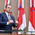 Leis de autoria de Roberto Cidade reforçam compromisso com a alfabetização no Amazonas