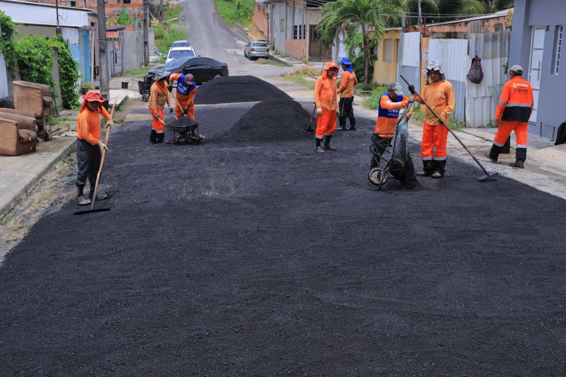 ‘Plano de Verão’ da prefeitura transforma ruas do Novo Aleixo e leva mais qualidade de vida aos moradores