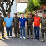 Prefeito David Almeida recebe generais do Exército, apresenta soluções ambientais e fortalece cooperação com o Comando Militar da Amazônia