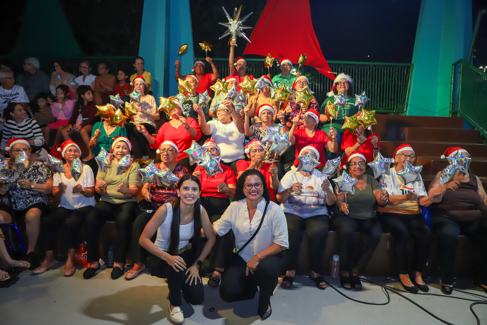 Mais de mil pessoas prestigiam espetáculo ‘Natal Caboclo’ no Parque Municipal do Idoso