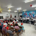 Emoção e música marcam noite de Natal para idosos da Fundação Dr. Thomas