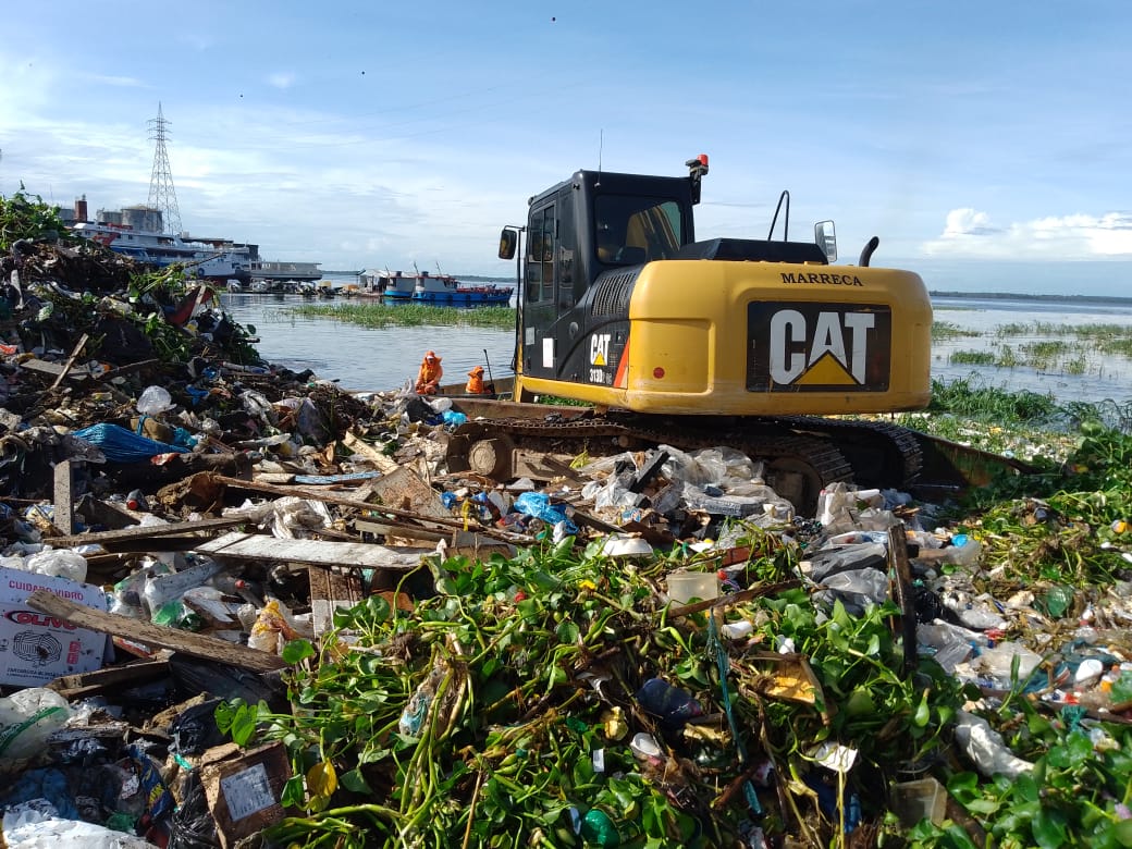 Prefeitura fecha 2025 com mais de 3,4 mil toneladas de resíduos retiradas da orla do rio Negro