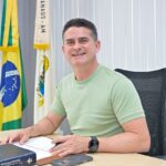 Prefeito David Almeida sanciona edital e abre inscrições para cadastro do programa ‘Ração do meu pet’